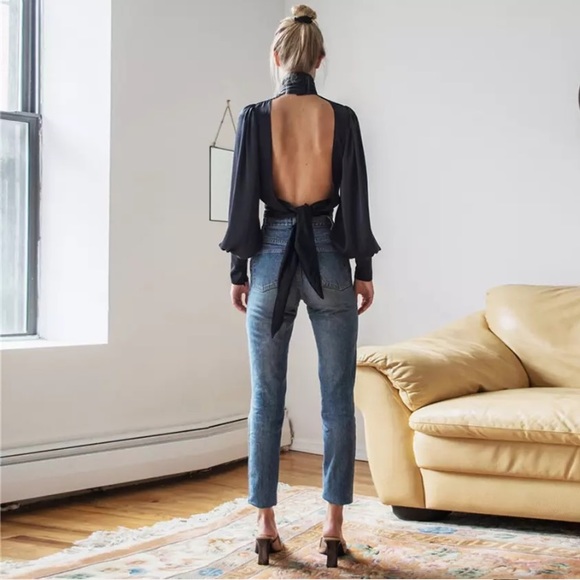 LAST ONE! 5 ⭐️  JENNA Blue Silky Open Back Blouse - Picture 4 of 8